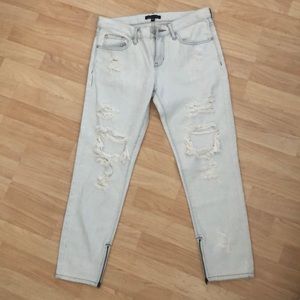 Distressed boyfriend jeans